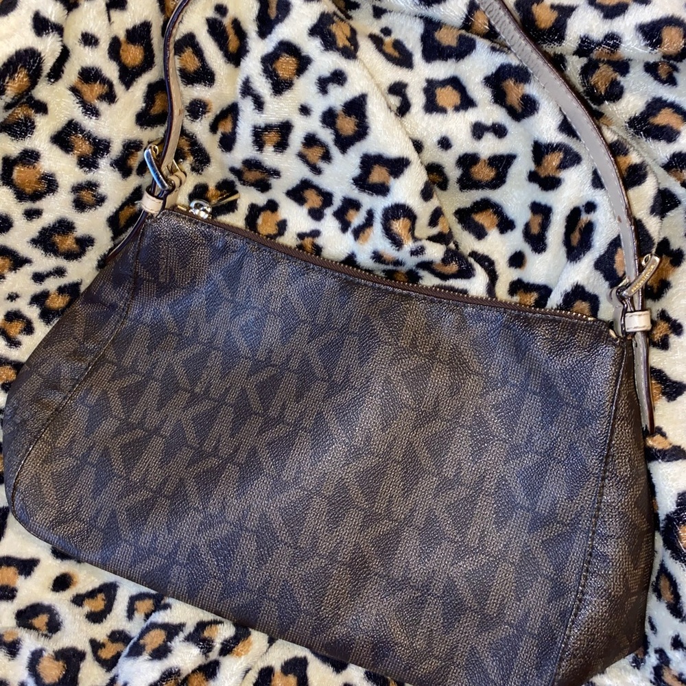 Beautiful Authentic Brown MK Shoulder purse